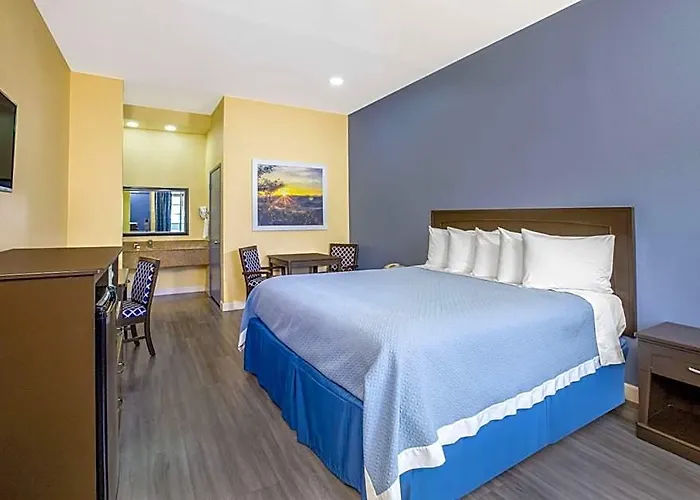 Days Inn By Wyndham Banning Casino/Outlet Mall