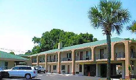 Americas Best Value Inn-Savannah