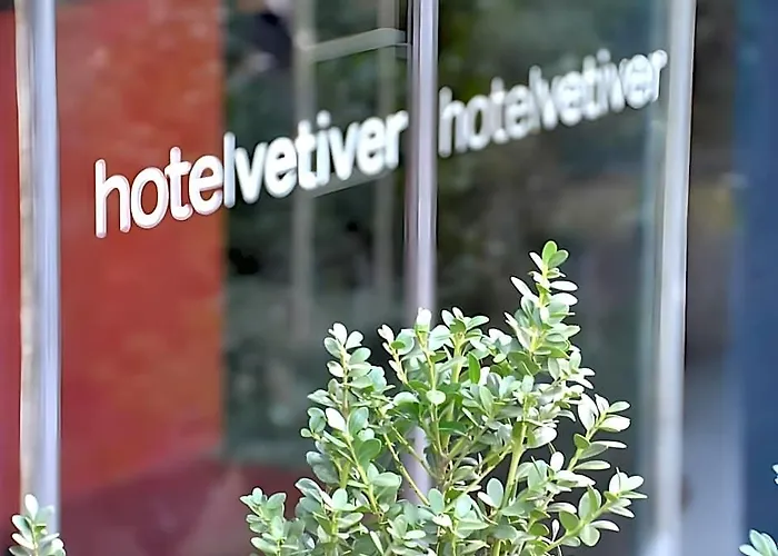 Hotel Vetiver / Manhattan Skyline