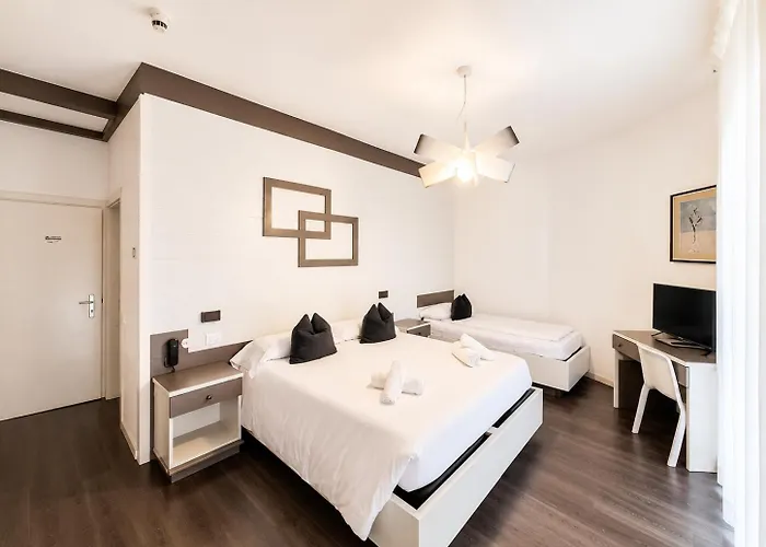 Athos Hotel Riva del Garda