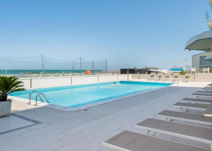 Hotel Embassy Pesaro