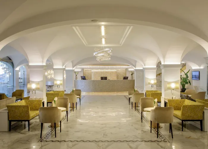 Hotel Shangri-La Roma By Omnia Hotels