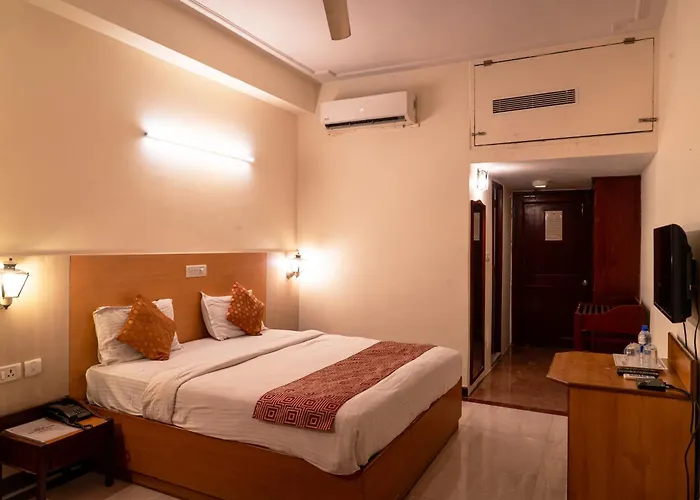 Belsons Taj Mahal Hotel