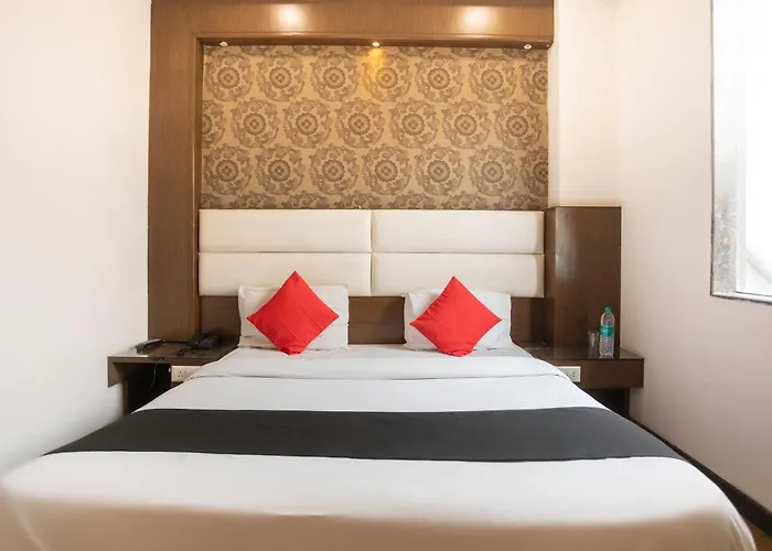Hotel O Arora Shoppers Park