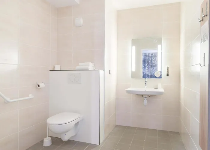B&B HOTEL Poitiers Aéroport