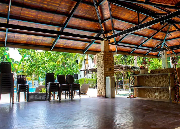 Floating Sanctuary Resort Bulacan Powered By Cocotel