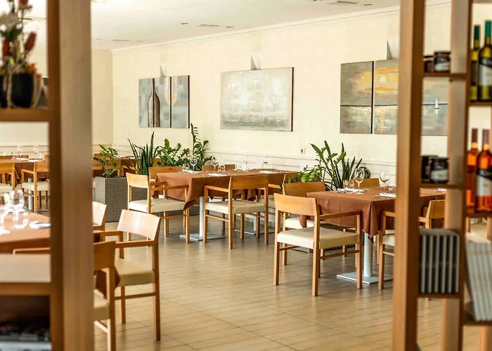 Kistuecsoek Food & Room