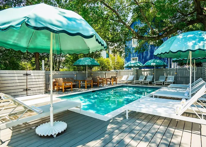 The Iris Hotel Charleston