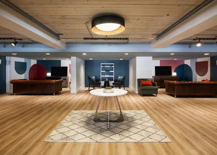 Voco College Station Aggieland By Ihg