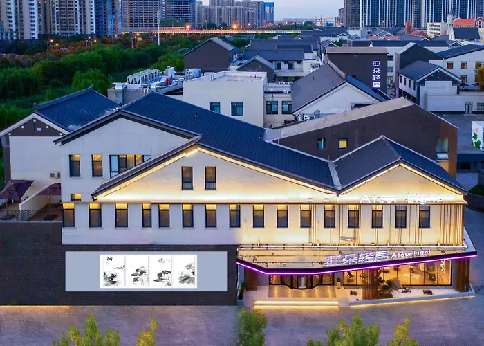 Atour Light Hotel Jinan International Covention Centre