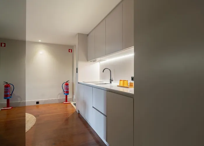 Noronha Lima Boutique Hotel By Hostwise