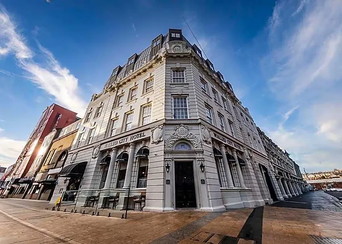 Walled City Hotel