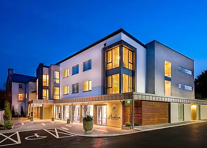 Avalon House Hotel