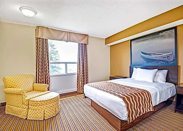 Red Maple Inn And Suites