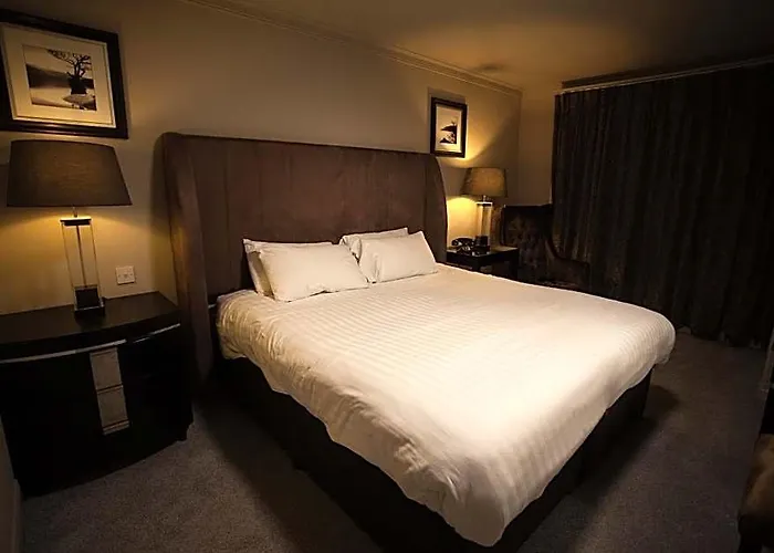 Strathaven Hotel