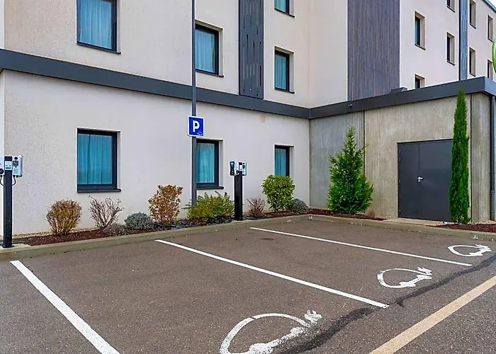 B&B Hotel Troyes Magasins D'Usine