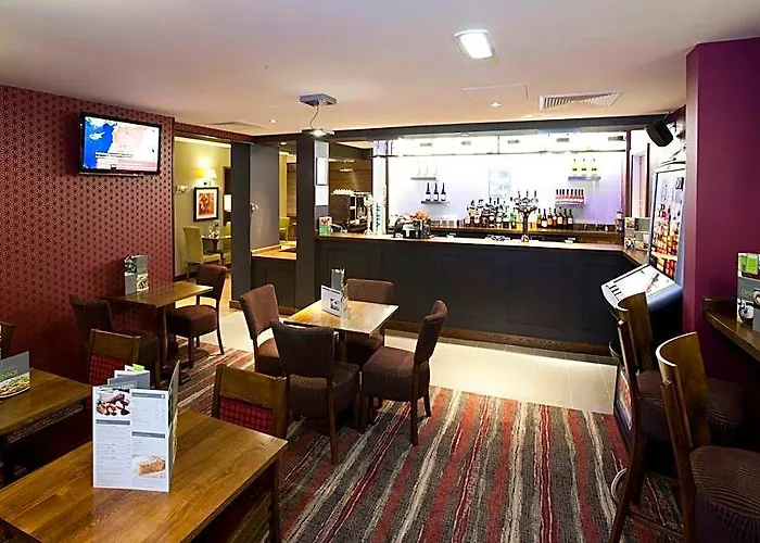 Premier Inn Inverness Centre - River Ness