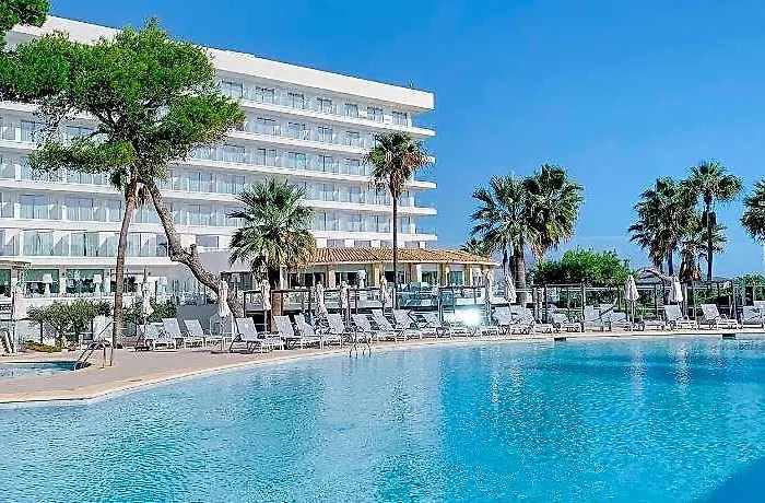 Playa Esperanza Resort