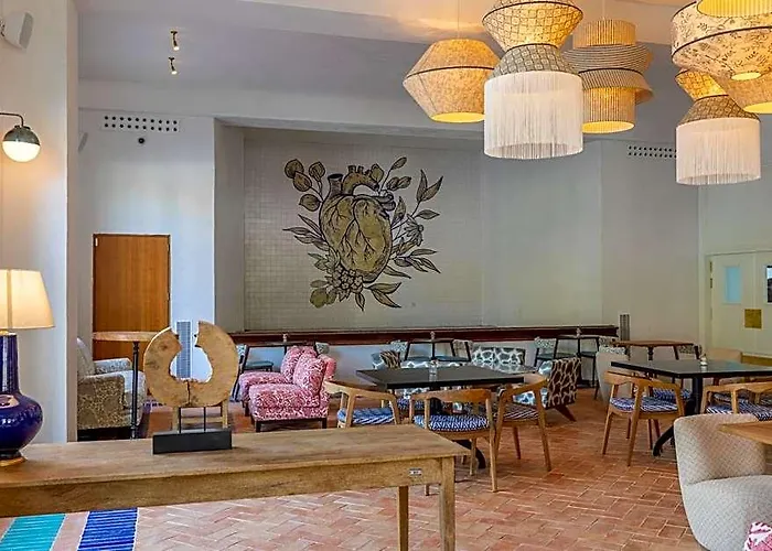 Hoposa Cultural Boutique