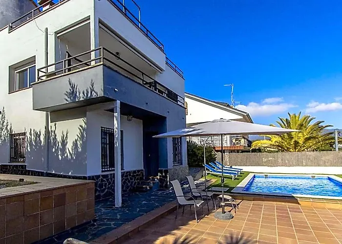 Beautiful Villa In Sant Pol De Mar 60 Km From Barcelona