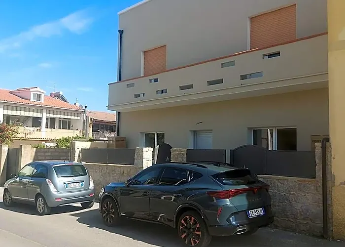 Charming Santantioco Apartment With 2-Way Air Con Uncovered Parking