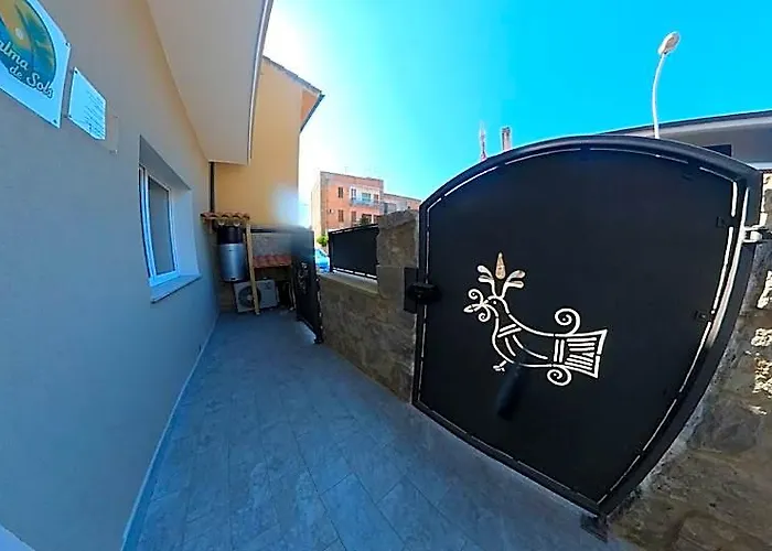 Charming Santantioco Apartment With 2-Way Air Con Uncovered Parking