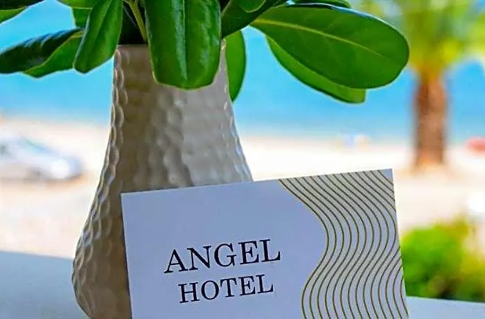 Angel Hotel