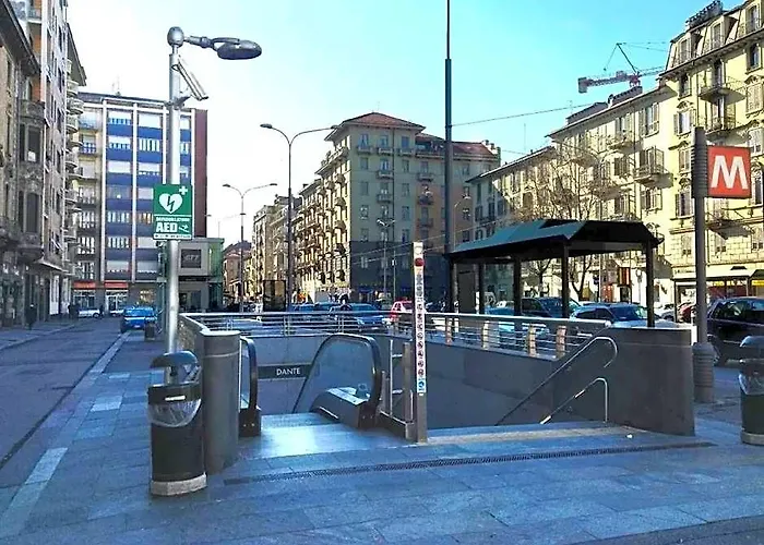 Apartment Near The Metro.