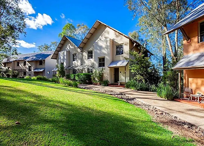 Villa Provincial - Cypress Lakes Private Villa