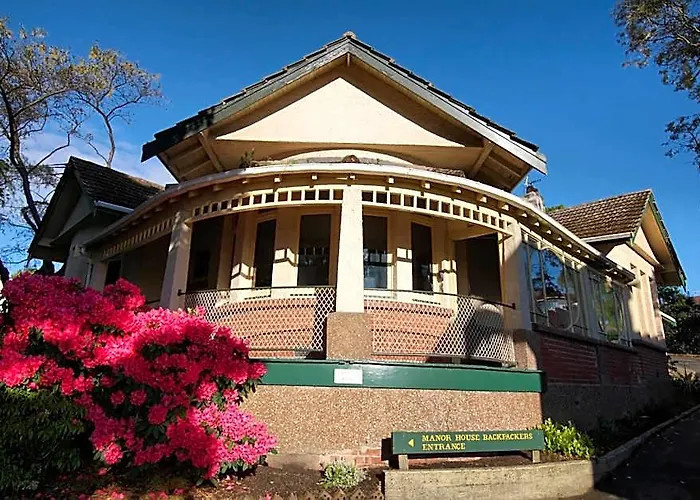 Manor On The Park Backpackers