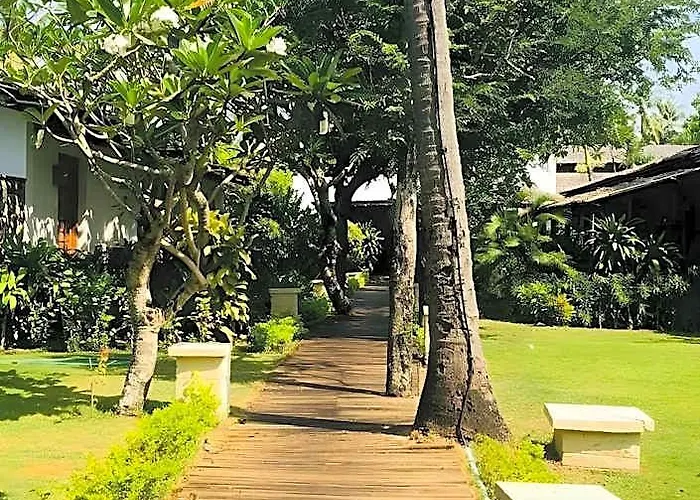 The Palm Beach Resort