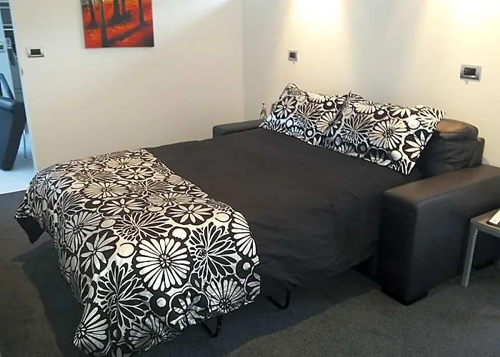 Sumner Re Treat Luxury Apartments