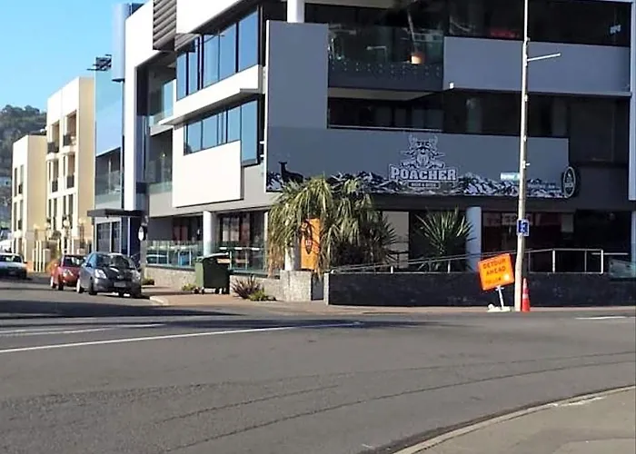 Sumner Re Treat Luxury Apartments