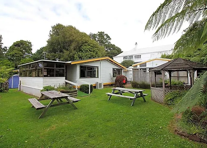 Sunflower Lodge Backpackers