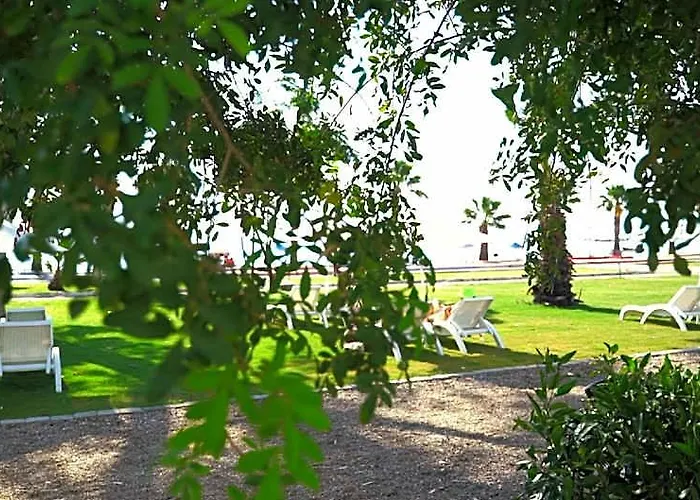 Dolunay Suit & Beach