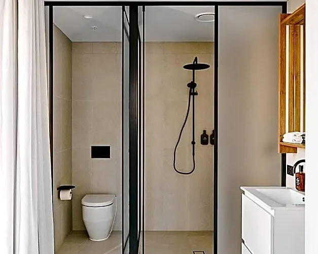 Central Club Hotel - North Melbourne