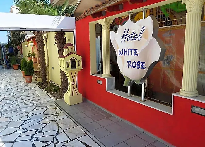 Hotel White Rose Beach