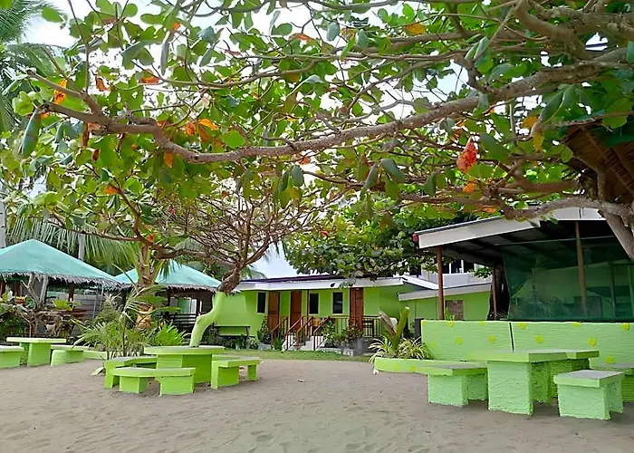 Mac Beach Campsite Resort