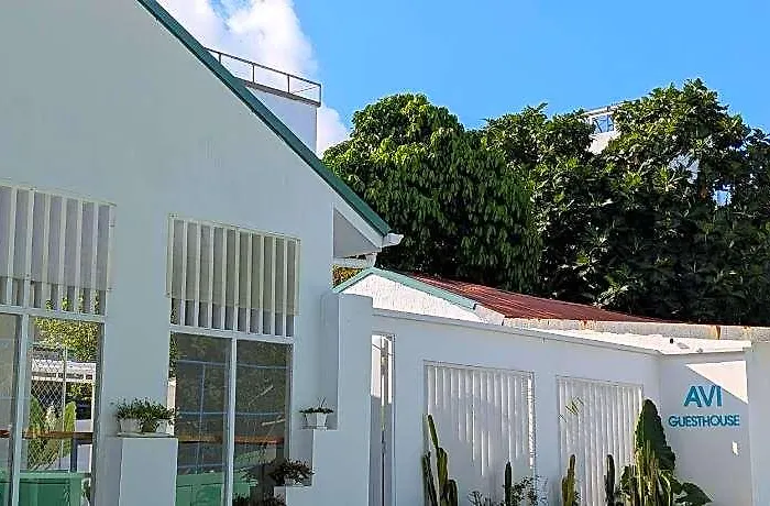 Avi Guesthouse