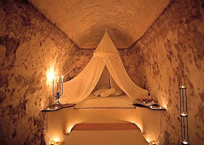 Suites Of The Gods Cave Spa Hotel