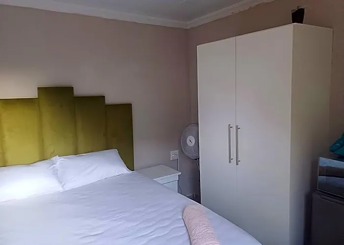 Willows Guest House