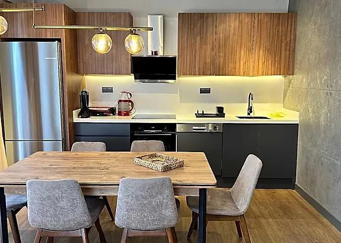 Triplex Villa With Children'S Pool, Garden, Sauna