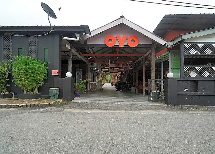 Oyo 89646 Panvill Resort
