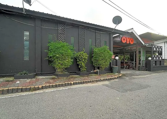Oyo 89646 Panvill Resort