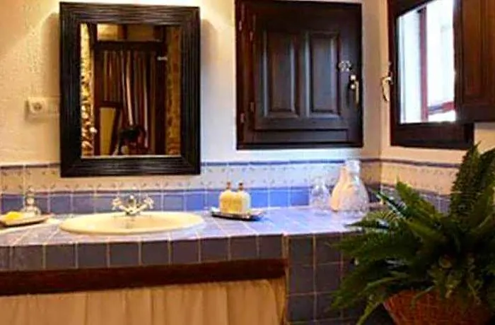 Rusticae El Anadio Hotel