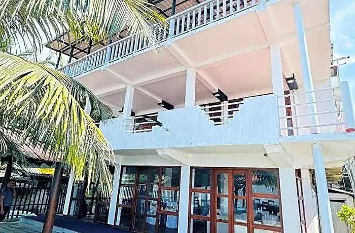 Luthmin River View Hotel