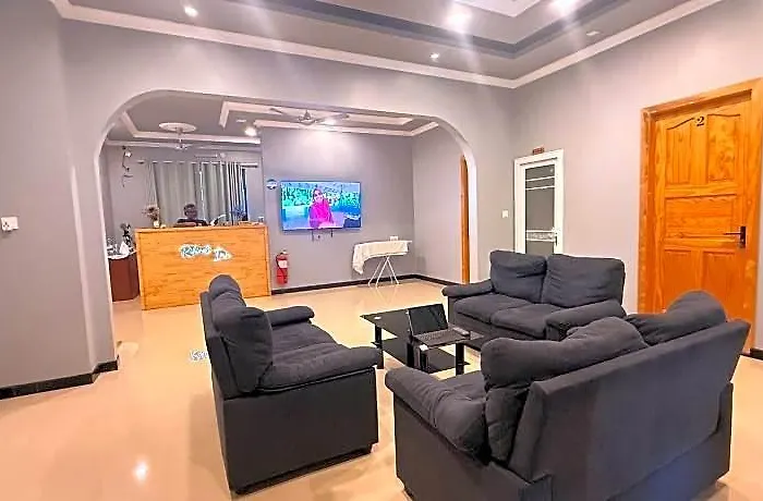Rihiveli Inn