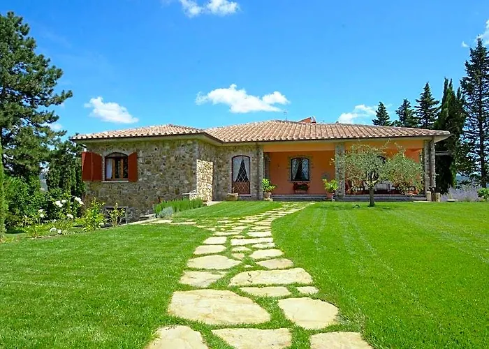 Magnificent Villa In San Casciano Dei Bagni With Garden