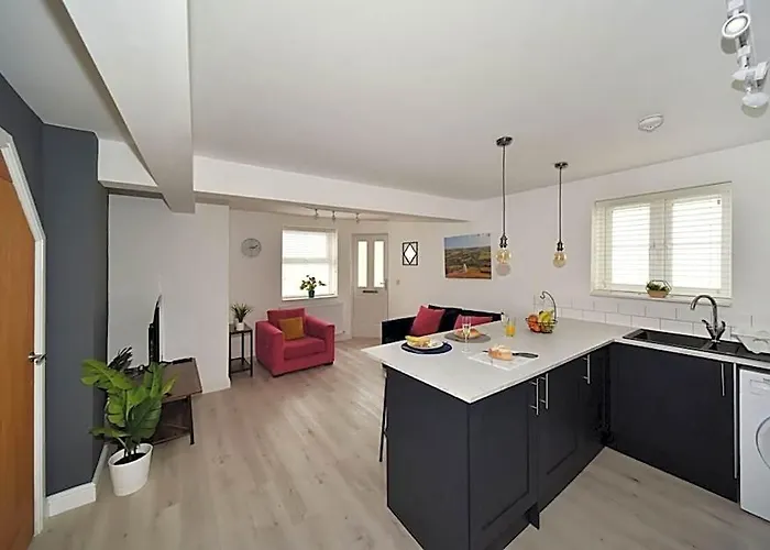Chester Suite - Chester Road Apartments By