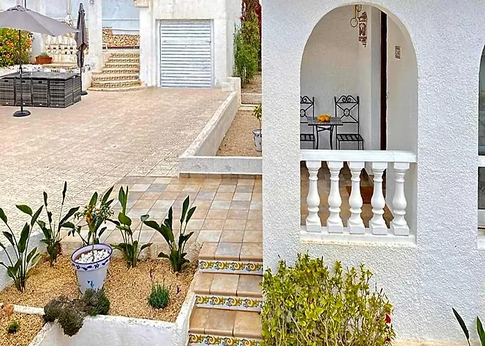 Villa With Private Pool In Moraira